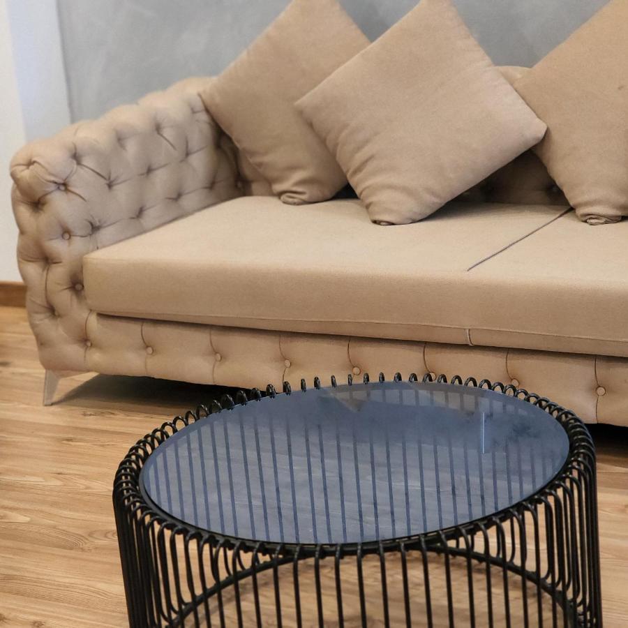 The Laurels - City Center Apartment تيرانا المظهر الخارجي الصورة
